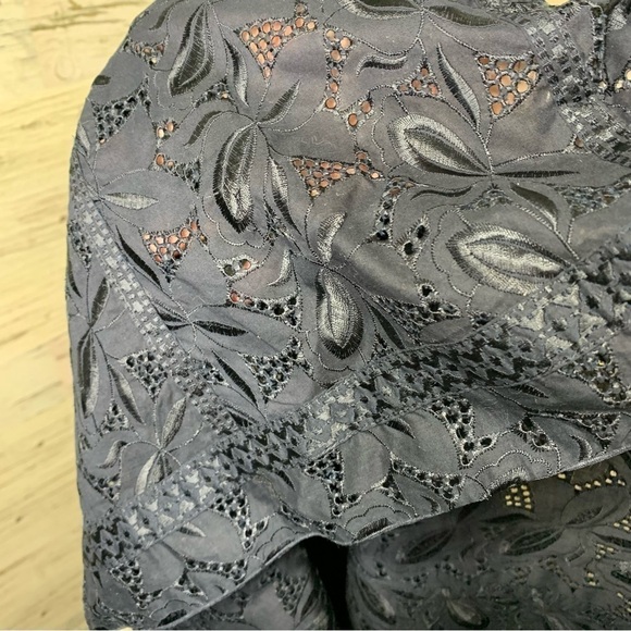 Vintage Navy Blue A Line Midi Skirt Eyelets Floral Embroider Sz 18 waist 38" - Picture 4 of 10